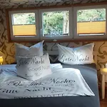 Zu Haus In Der Ferne 巴贝