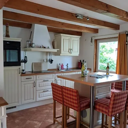 Zu Haus In Der Ferne * Baabe